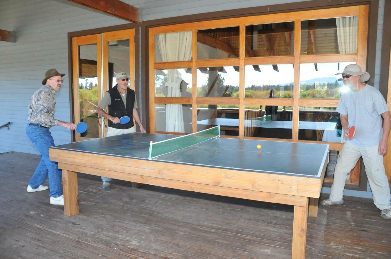 Bend-Sunriver Camping Resort Wheelchair Accessible Yurt 13 ภายนอก รูปภาพ